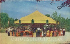 1950s_benson_wild_animal_farm_hudson_centre_nh_carousel_postcard_01